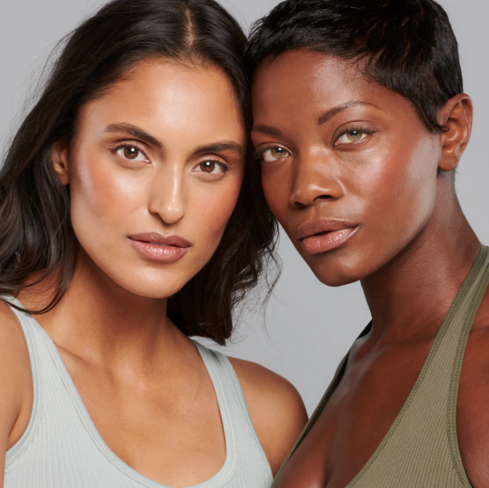 Total ProtectionTM Face Shield Glow SPF 50